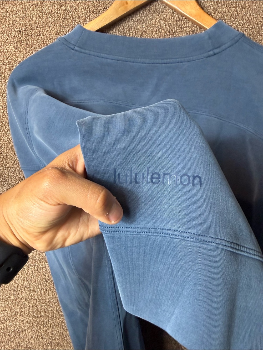 Lululemon Perfectly Oversized Cropped Crew *Softstreme
Mineral Blue $118 Retail - Picture 15 of 16